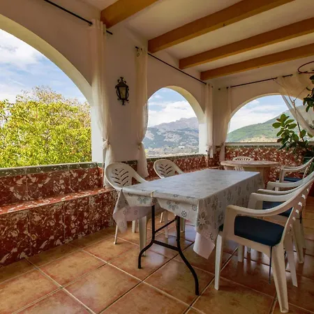 Casa Jurinea Alzar Сasa de vacaciones